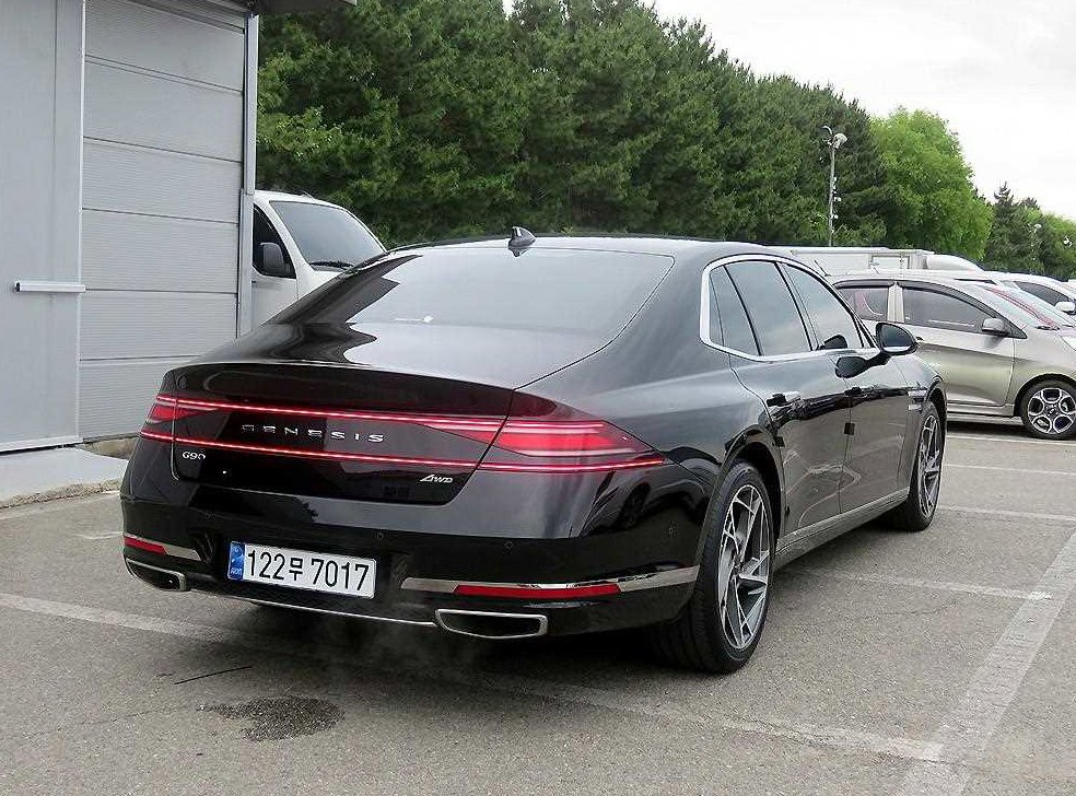 제네시스 G90 3.5T GDI AWD 사진 4