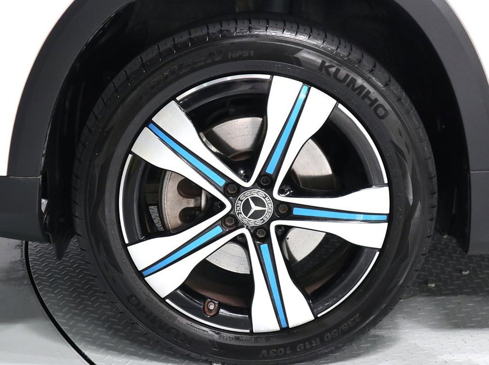 벤츠 EQB EQB 300 4MATIC AMG 라인 사진 18