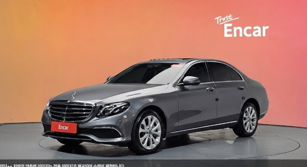 벤츠 E 클래스 E300 4MATIC 익스클루시브
