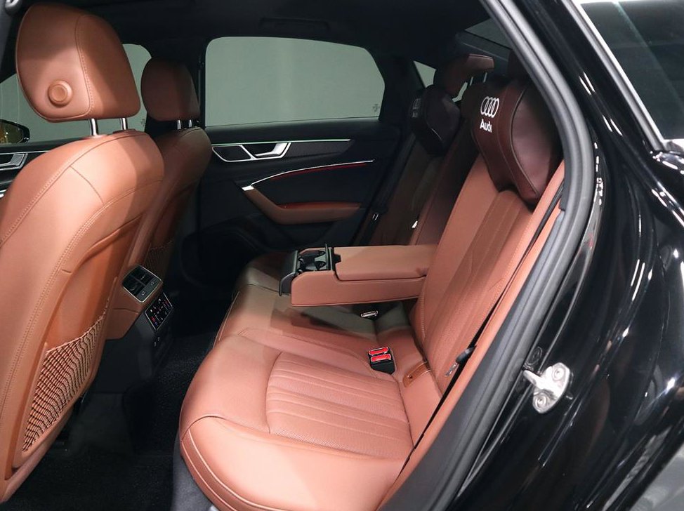 아우디 A6 45 TFSI 콰트로 프리미엄 사진 10