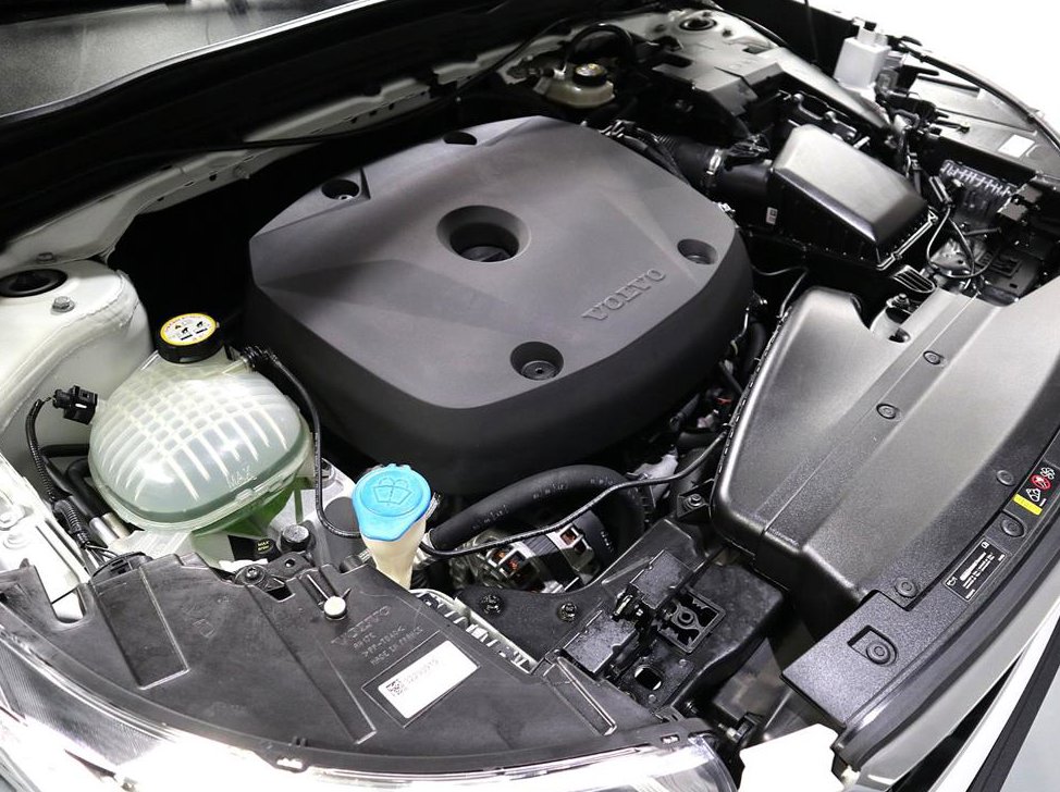 볼보 XC40 T4 4WD 인스크립션 사진 6