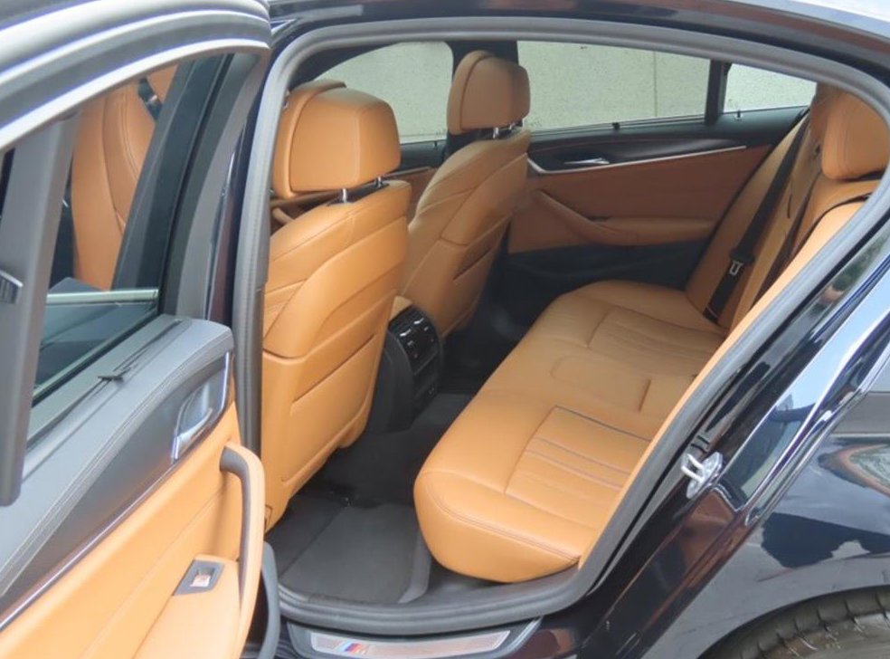 BMW 5시리즈 520i M 스포츠 사진 14