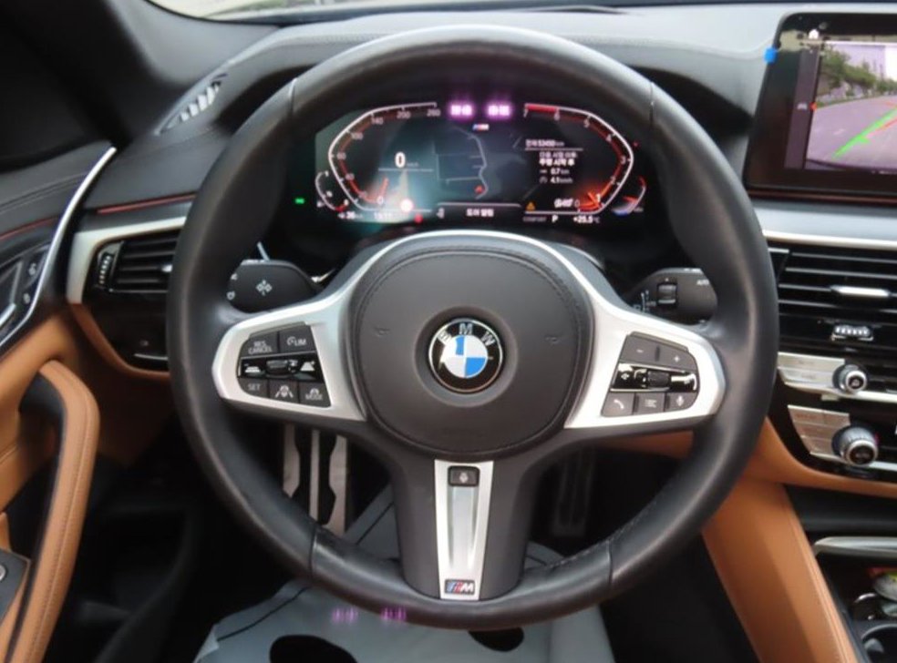 BMW 5시리즈 520i M 스포츠 사진 15