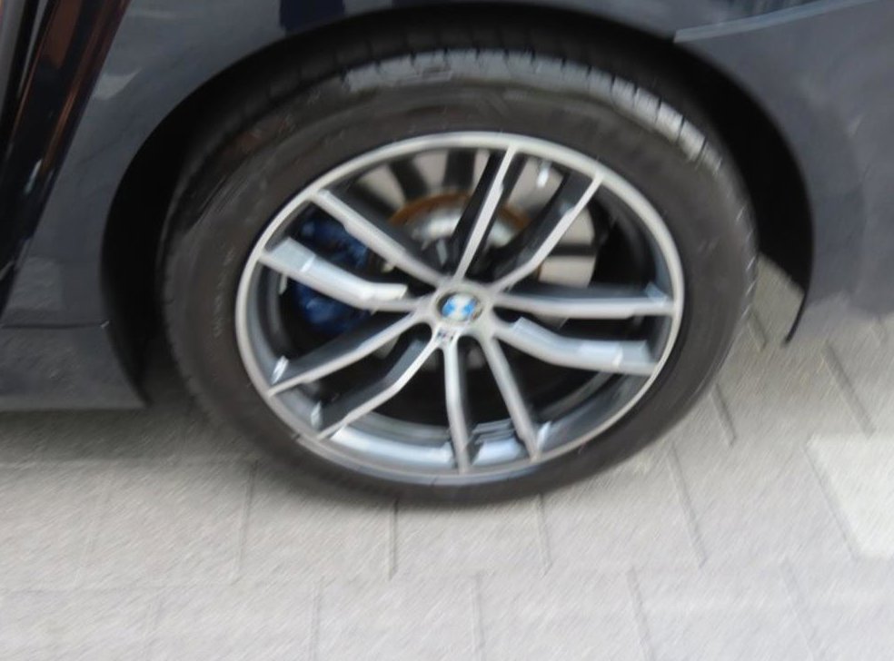 BMW 5시리즈 520i M 스포츠 사진 17