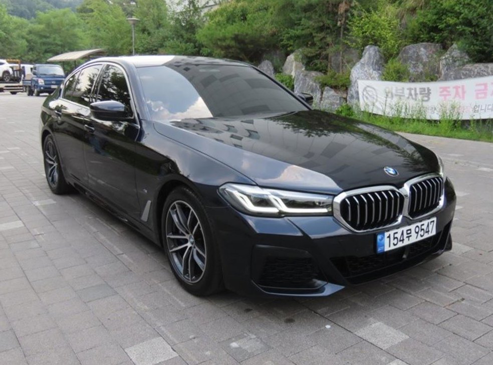 BMW 5시리즈 520i M 스포츠 사진 2