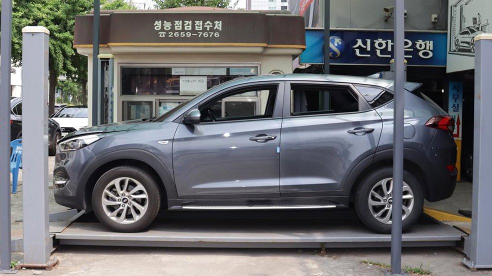 현대 투싼 디젤 1.7 2WD 사진 4