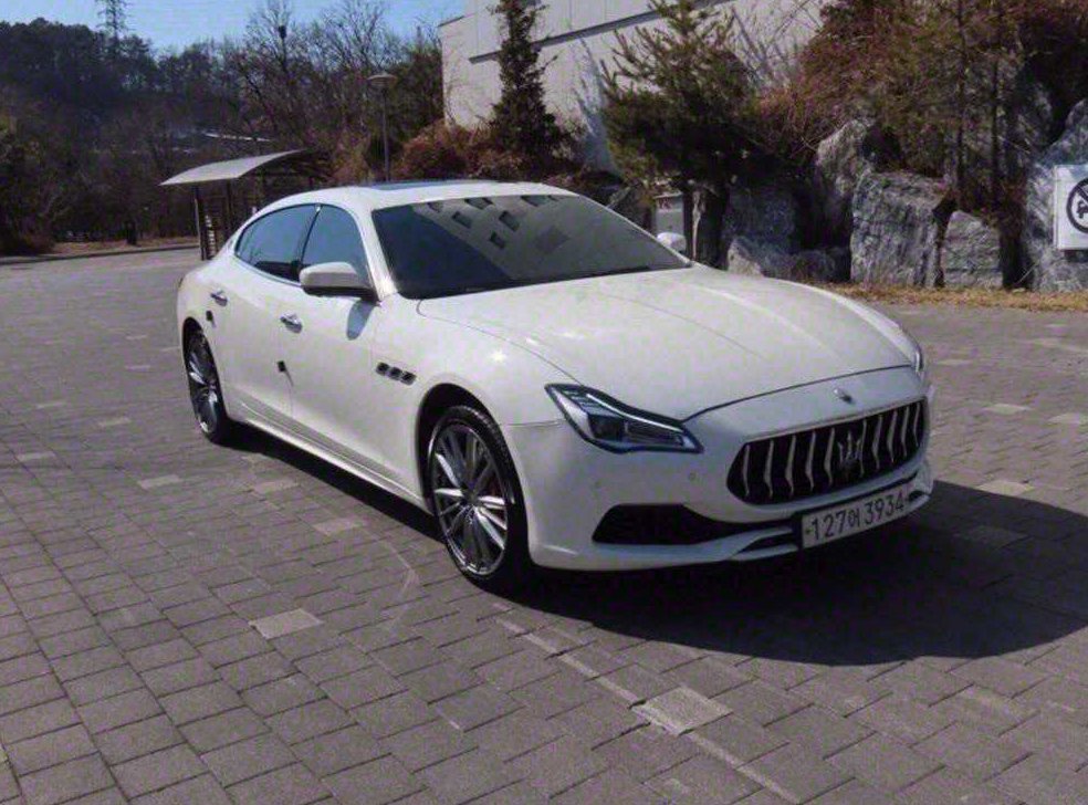마세라티 콰트로포르테 S Q4 3.0 V6 사진 2