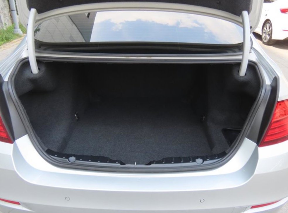 BMW 5시리즈 520d xDrive 사진 18
