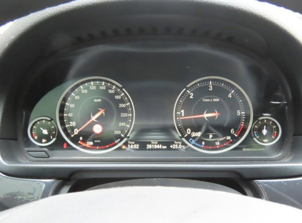 BMW 5시리즈 520d xDrive 사진 5