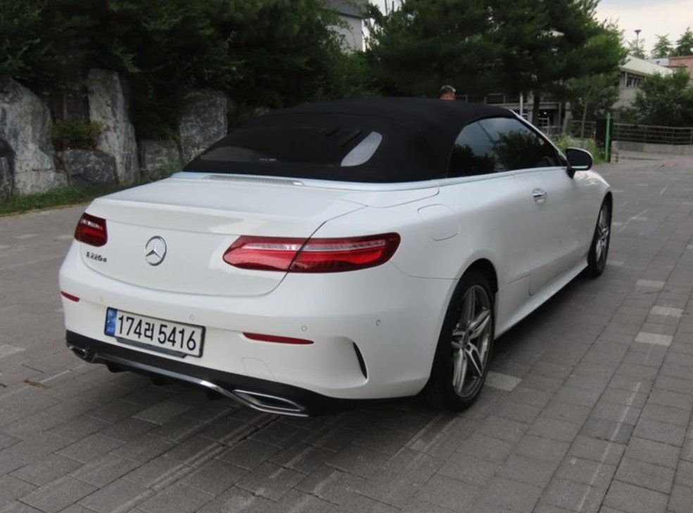 벤츠 E 클래스 E220d 카브리올레 사진 3