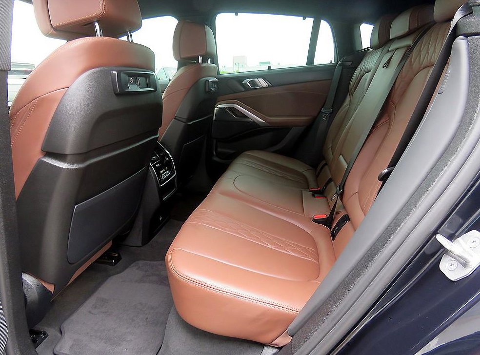 BMW X6 xDrive 40i M 스포츠 사진 8