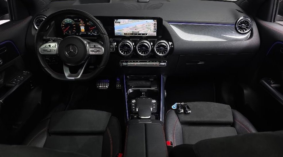 벤츠 GLA 클래스 GLA45 AMG 4MATIC + 사진 10