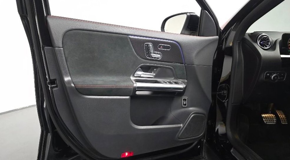 벤츠 GLA 클래스 GLA45 AMG 4MATIC + 사진 13