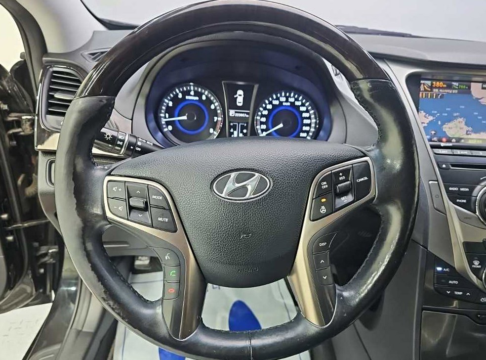 현대 그랜저 HG300 PREMIUM 사진 9