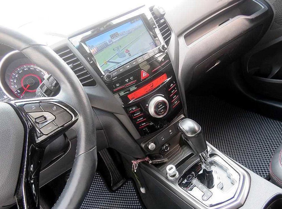 KG모빌리티(쌍용)  티볼리 2WD 가솔린 1.6 RX 사진 13