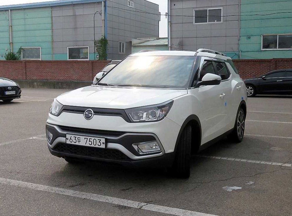 KG모빌리티(쌍용)  티볼리 2WD 가솔린 1.6 RX 사진 2