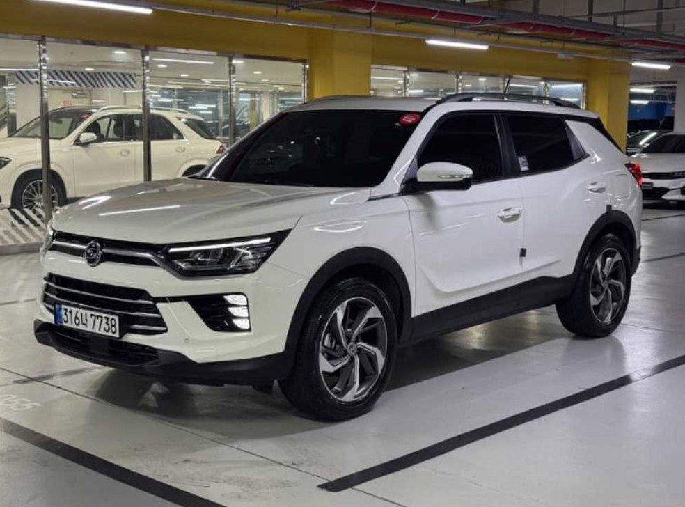 KG모빌리티(쌍용)  코란도 2WD 가솔린 1.5 C5 플러스 사진 2