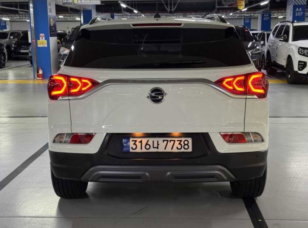 KG모빌리티(쌍용)  코란도 2WD 가솔린 1.5 C5 플러스 사진 5