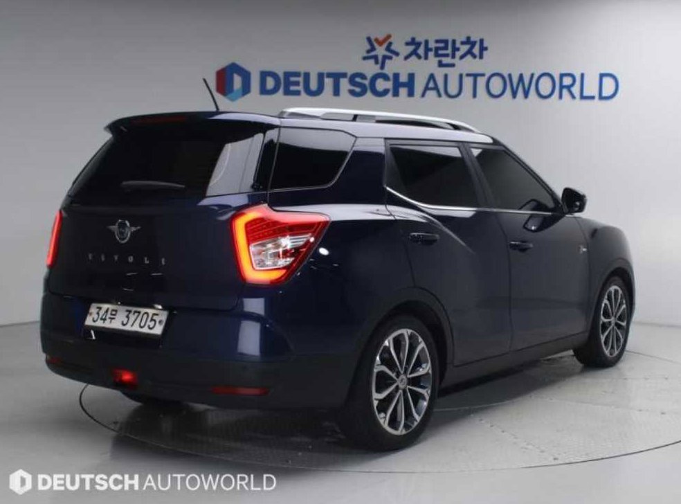 KG모빌리티(쌍용)  티볼리 4WD 디젤 1.6 RX 사진 2