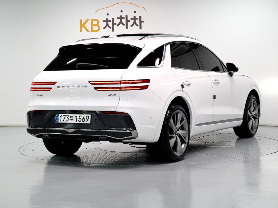 제네시스 GV70 2.5T 가솔린 AWD 사진 3