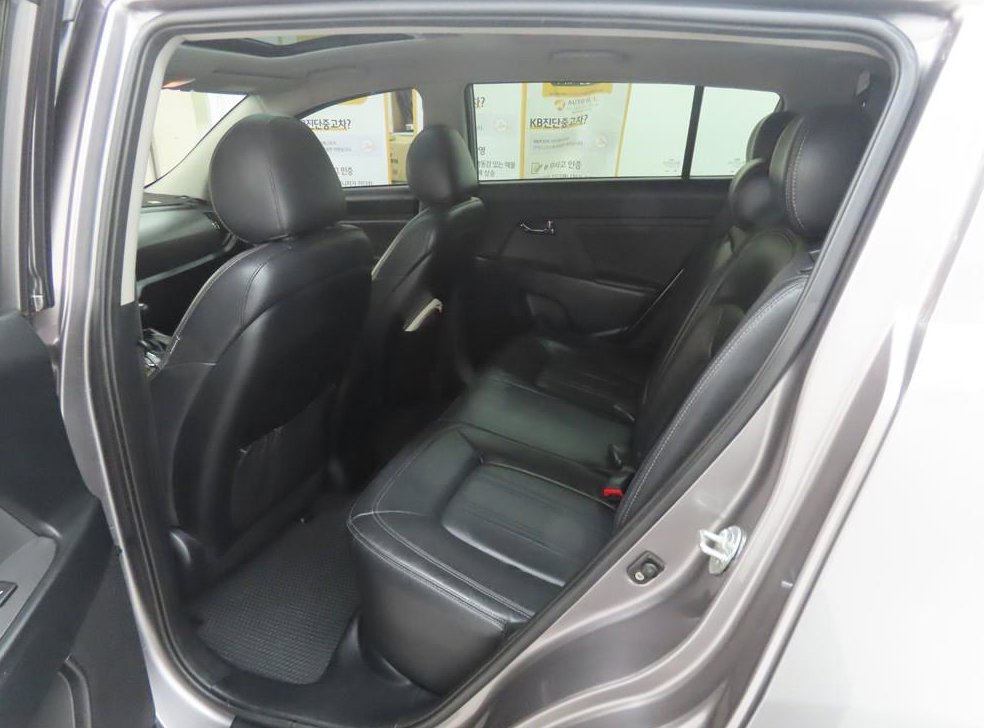 기아 스포티지 2WD LIMITED 사진 6