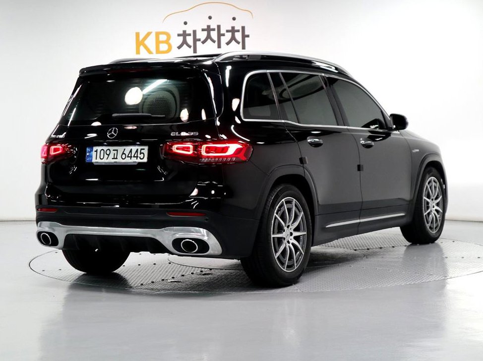 벤츠 GLB 클래스 AMG GLB 35 4MATIC 사진 2