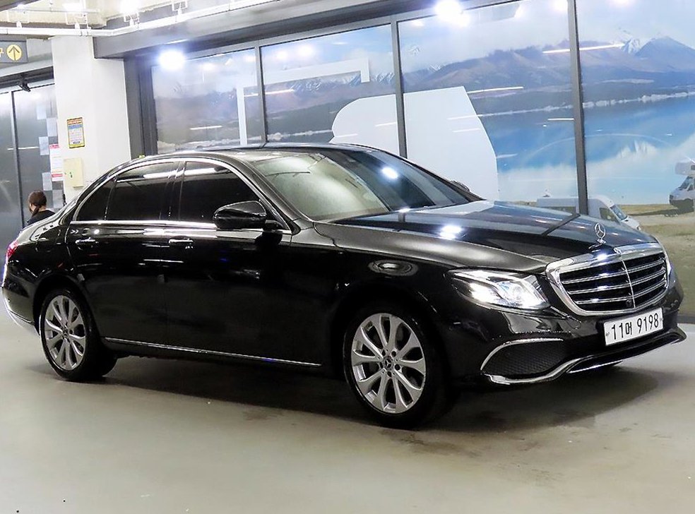 벤츠 E 클래스 E300 익스클루시브