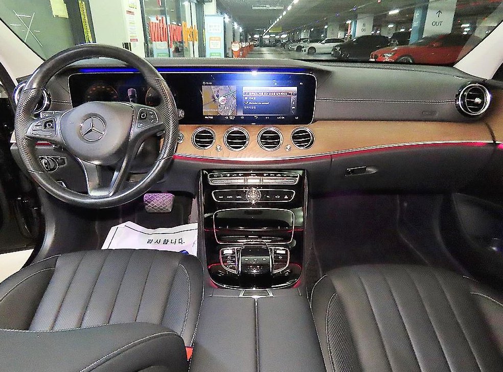 벤츠 E 클래스 E300 익스클루시브 사진 10