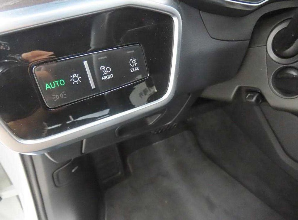 아우디 A6 45 TFSI 콰트로 프리미엄 사진 10