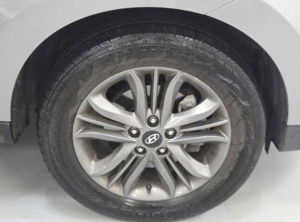 현대 투싼 디젤(E-VGT)4WD 사진 5