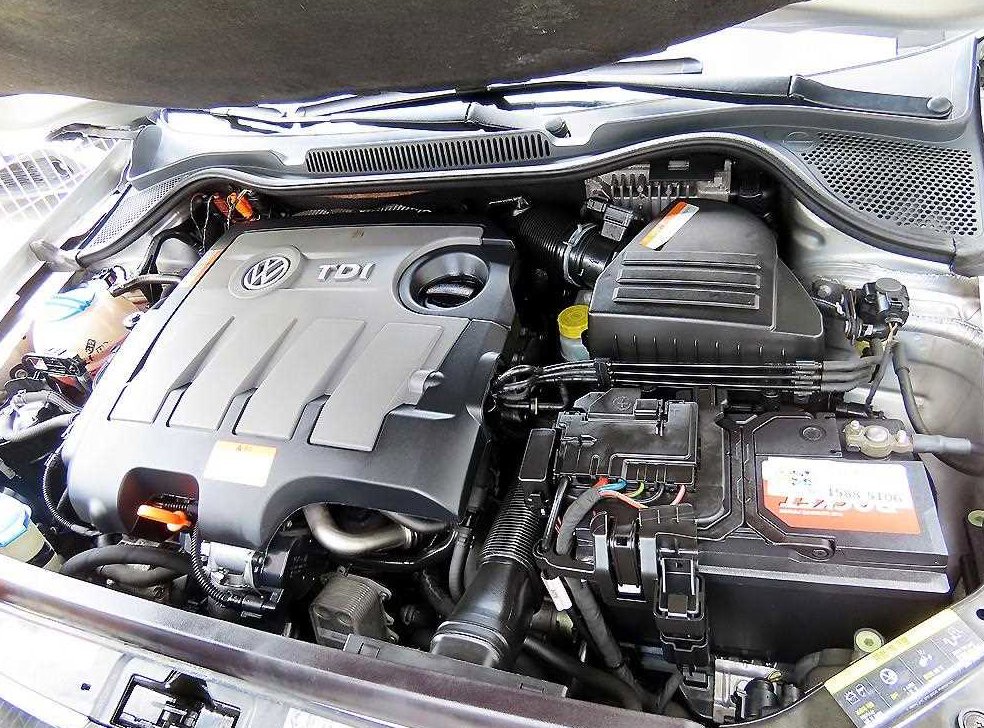 폭스바겐 폴로 1.6 TDI R-LINE 사진 18