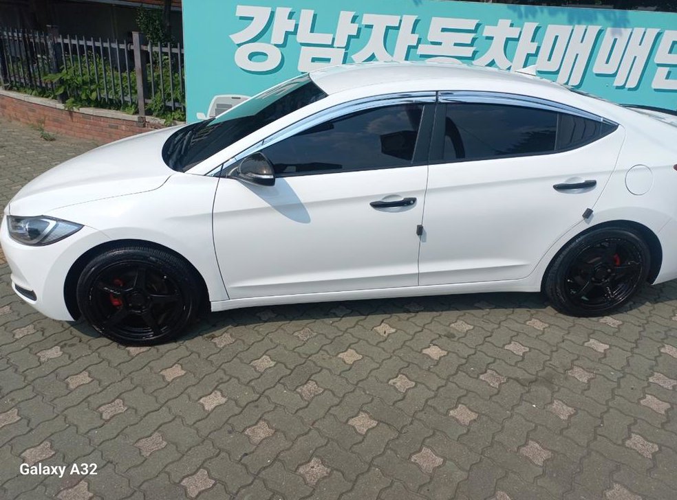 현대 아반떼 1.6 GDI 밸류 플러스 사진 5