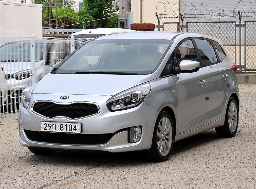 기아 카렌스 2.0 LPI 럭셔리 사진 2