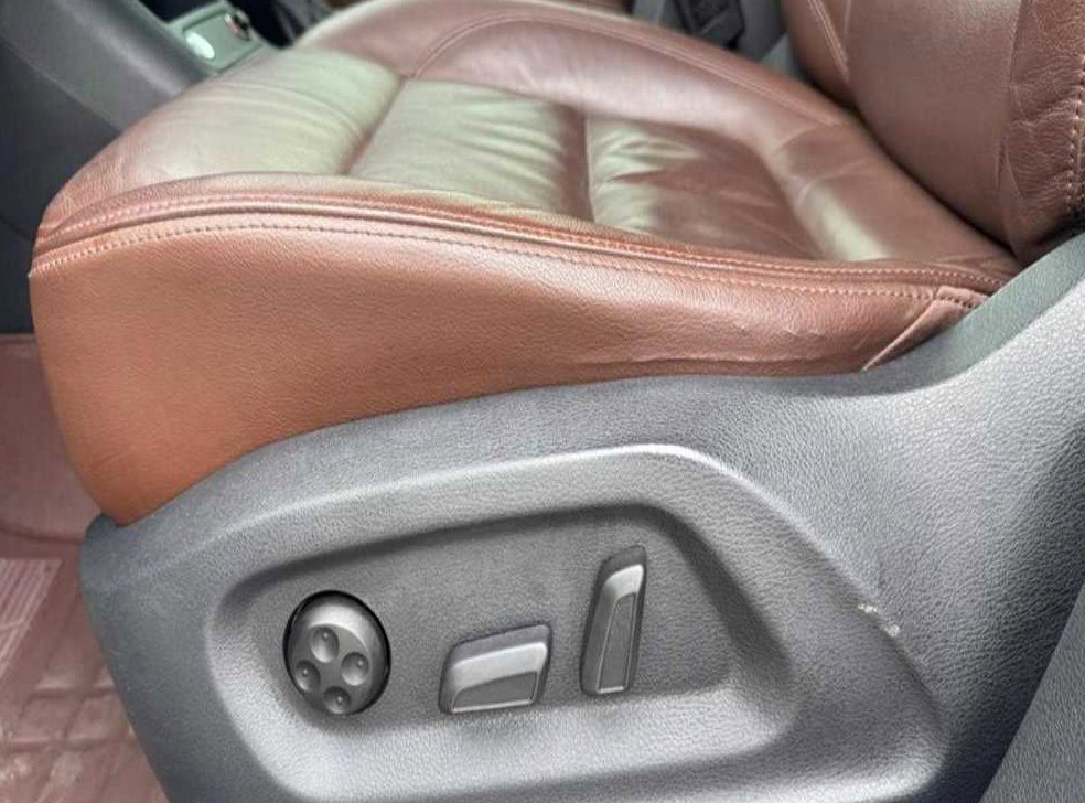 폭스바겐 티구안 2.0 TDI 프리미엄 사진 14