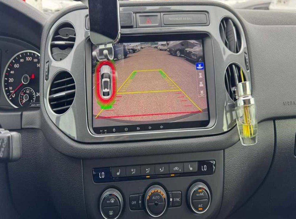 폭스바겐 티구안 2.0 TDI 프리미엄 사진 16