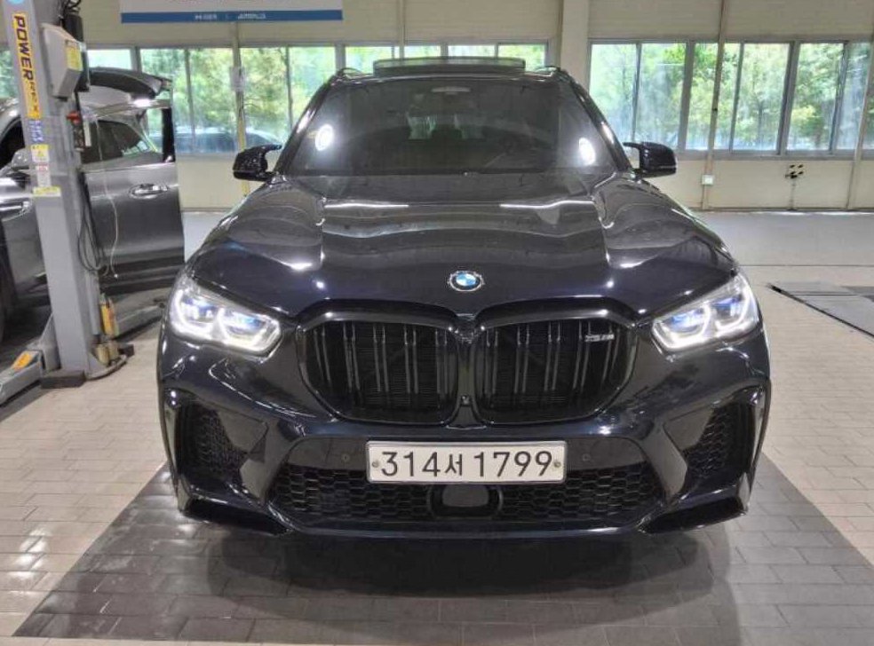 BMW X5M 4.4