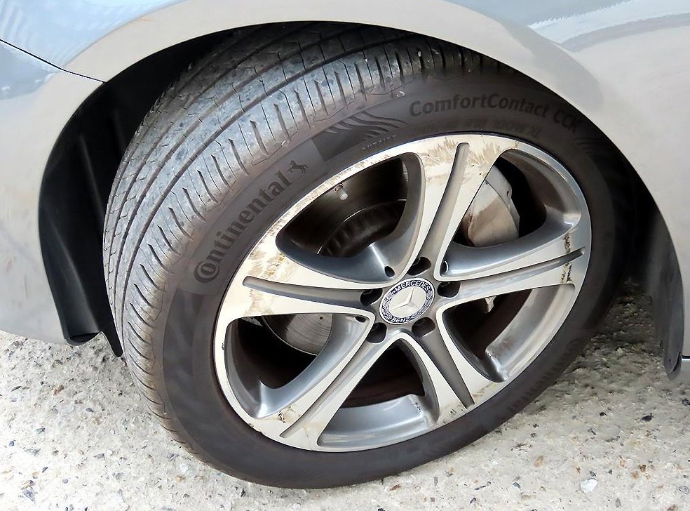 벤츠 E 클래스 E300 4MATIC 아방가르드 사진 20