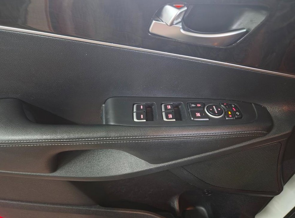 기아 쏘렌토 디젤 2WD 2.0 프레스티지 사진 17