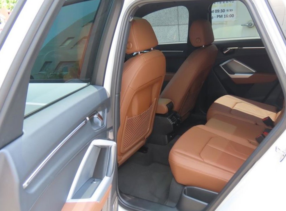 아우디 Q3 40 TFSI 콰트로 사진 14