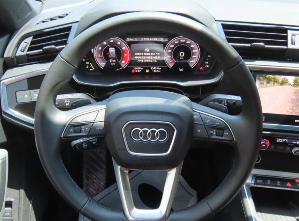 아우디 Q3 40 TFSI 콰트로 사진 15