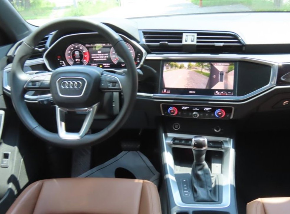 아우디 Q3 40 TFSI 콰트로 사진 16