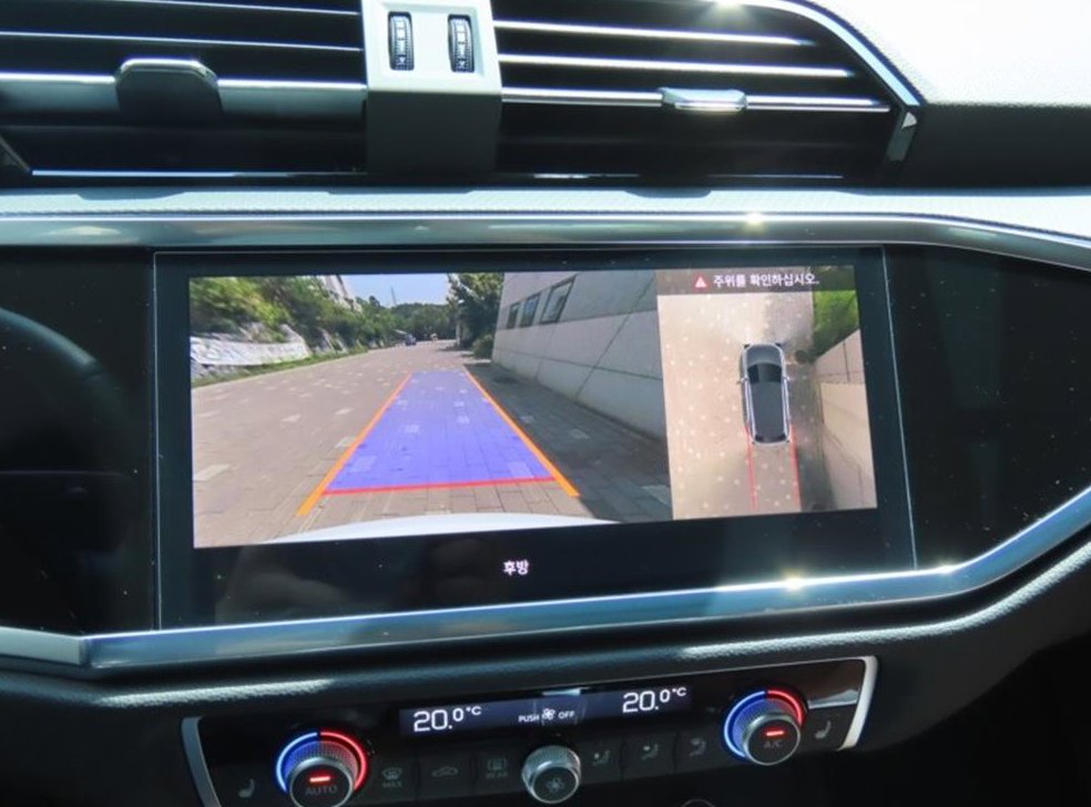 아우디 Q3 40 TFSI 콰트로 사진 8