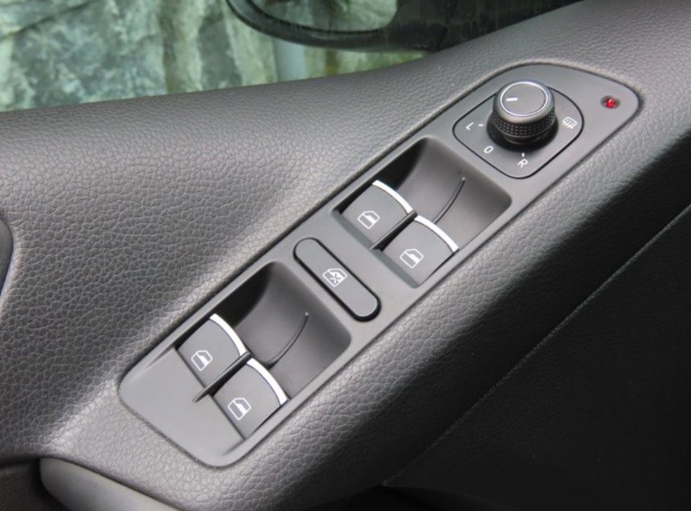폭스바겐 티구안 2.0 TDI 프리미엄 사진 11