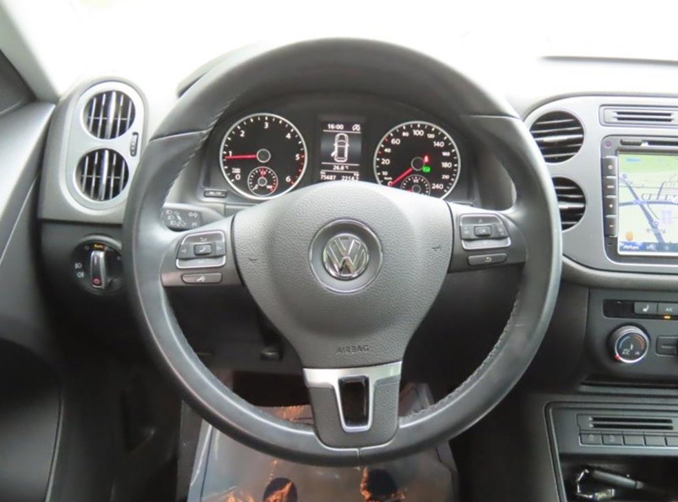 폭스바겐 티구안 2.0 TDI 프리미엄 사진 14