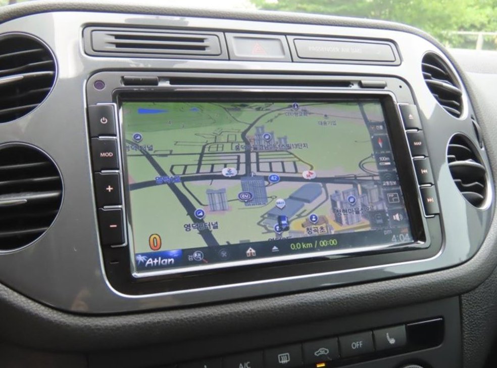 폭스바겐 티구안 2.0 TDI 프리미엄 사진 8