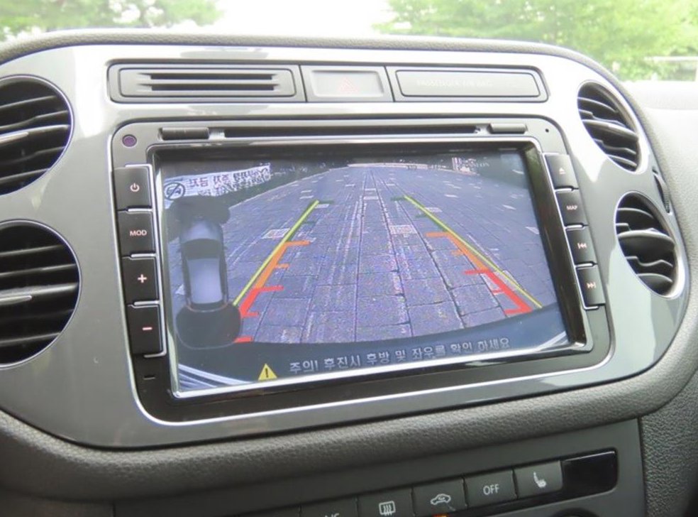 폭스바겐 티구안 2.0 TDI 프리미엄 사진 9