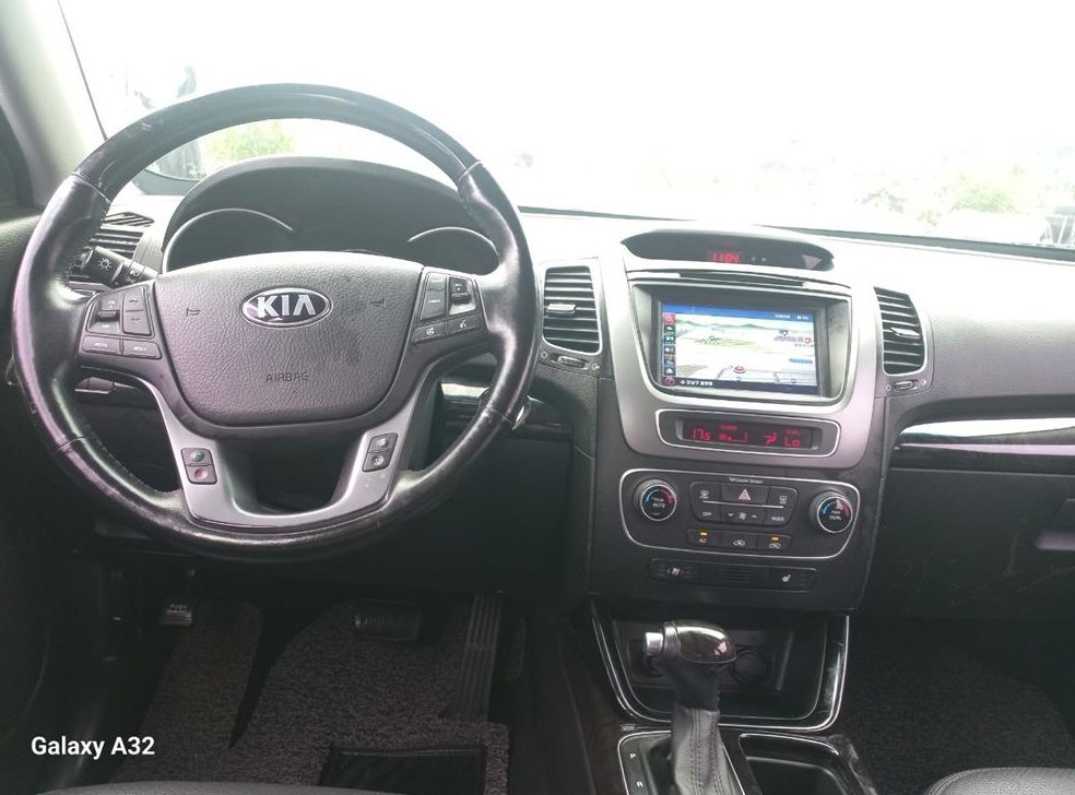 기아 쏘렌토 2WD 2.0 TLX 사진 15