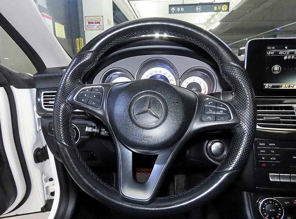 벤츠 CLS 클래스 CLS 250 d 4MATIC 사진 8