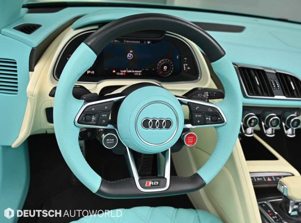 아우디 R8 5.2 V10 퍼포먼스 스파이더 사진 13