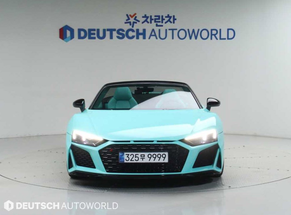 아우디 R8 5.2 V10 퍼포먼스 스파이더 사진 3